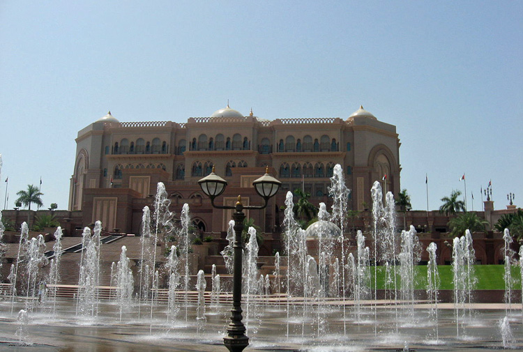 1280px-Emirates_Palace_02_977_a